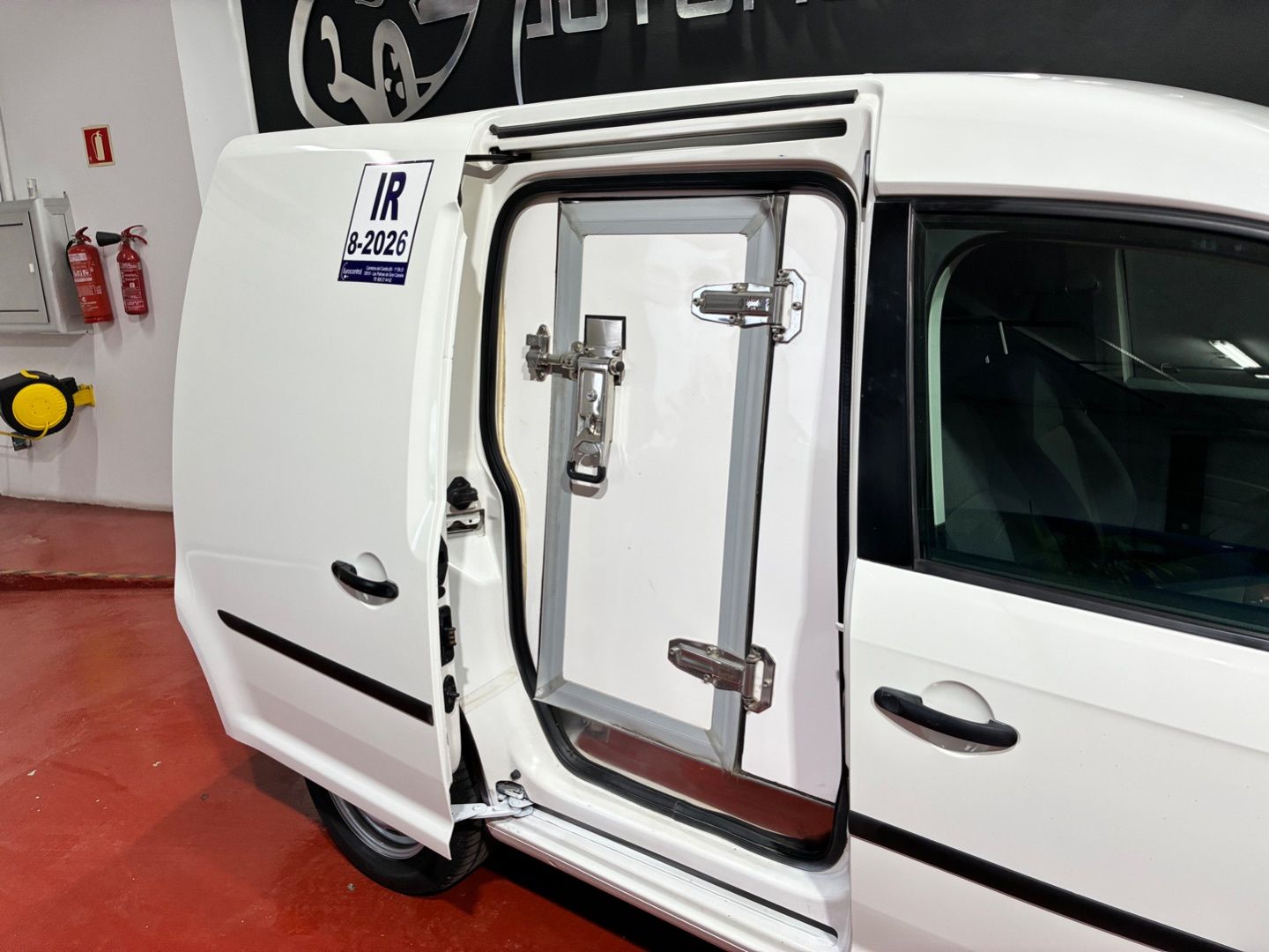 Volkswagen Caddy isotermo IR