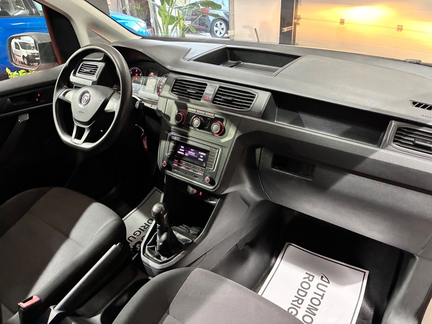 Volkswagen Caddy isotermo IR