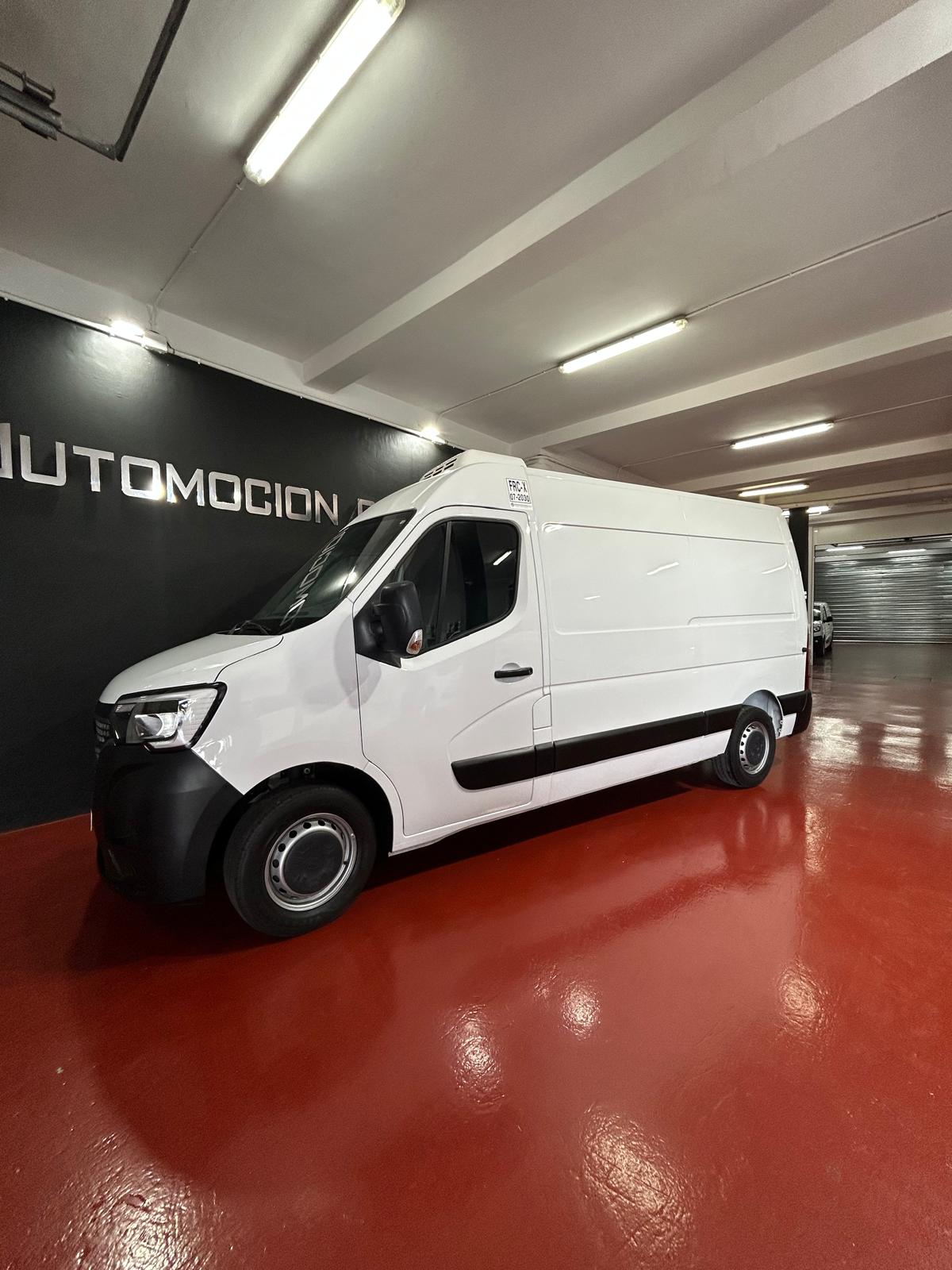 Renault Master L2H3 isotermo con equipo de frío