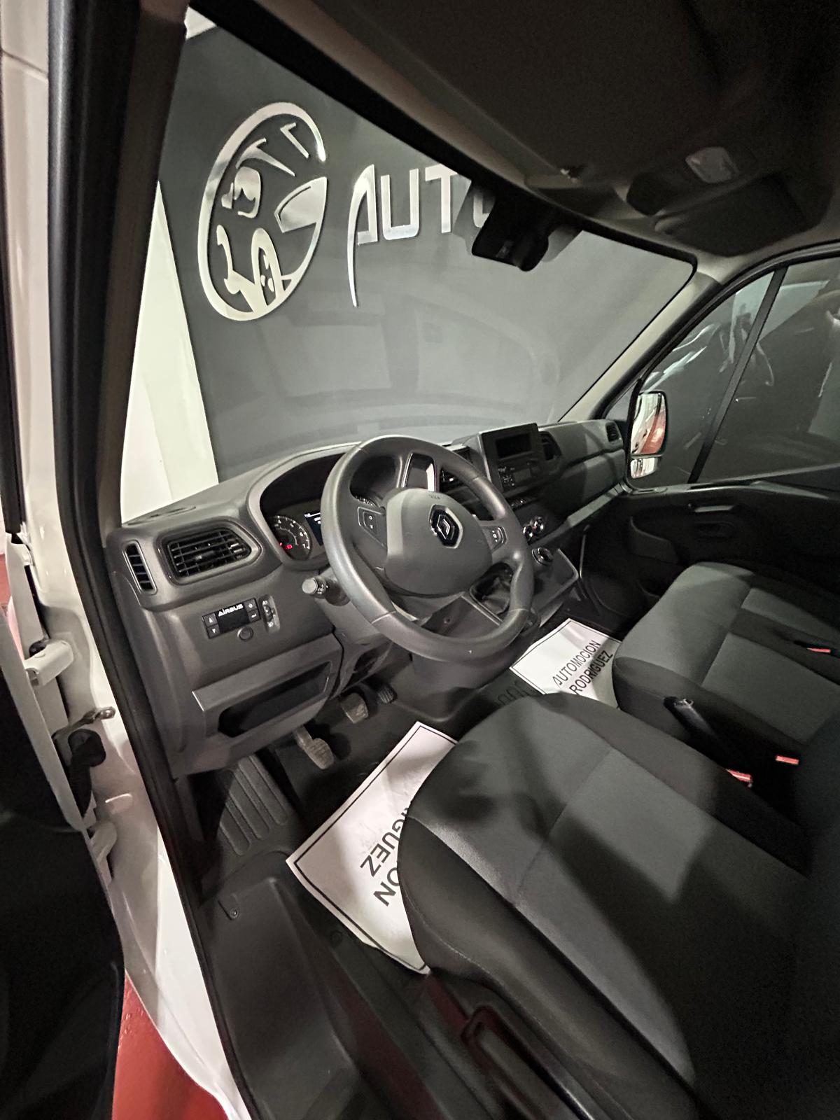 Renault Master L2H3 isotermo con equipo de frío