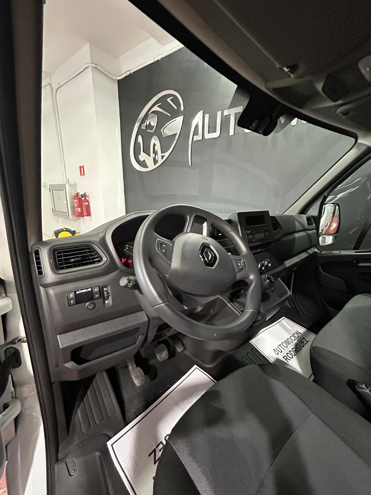 Renault Master L2H3 isotermo con equipo de frío